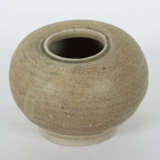 Kugelvase China, Song-Dynastie, 960 - 1279, Steingut, zu 3/4 glasiert,… - photo 2
