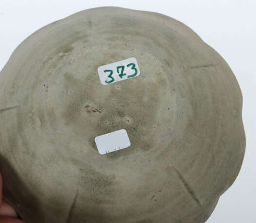 Schale in Blütenform China, Five-Dyanstie, 907 - 960, Yue-Ware, Kerami… - photo 3 Schale in Blütenform China, Five-Dyanstie, 907 - 960, Yue-Ware, Kerami… - photo 3