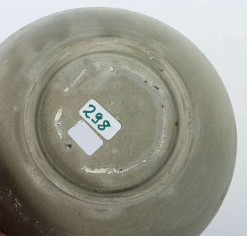 Schale mit Papageiendekor China, Five-Dyastie, 907 - 960, Yue-Keramik,… - photo 3 Schale mit Papageiendekor China, Five-Dyastie, 907 - 960, Yue-Keramik,… - photo 3