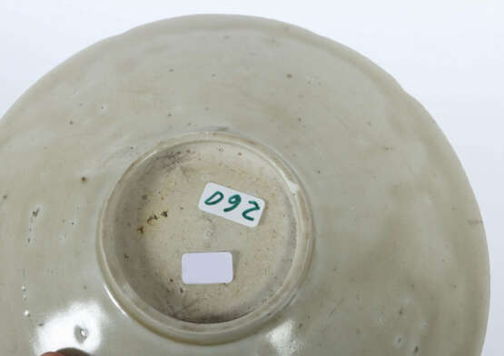 Blütenschale China, Song-Dynastie, 960 - 1279, Steinzeug, grauer Scher… - Foto 3 Blütenschale China, Song-Dynastie, 960 - 1279, Steinzeug, grauer Scher… - Foto 3