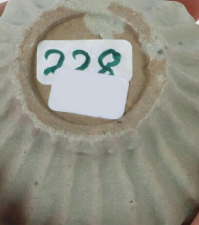 Rippenvase China, Song-Dynastie, 960 - 1279, Steingut, grauer Scherben… - photo 3 Rippenvase China, Song-Dynastie, 960 - 1279, Steingut, grauer Scherben… - photo 3