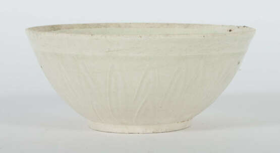 Blütenschale China, Song-Dynastie, 960 - 1279, Qingbei-Ware, weißer Sc… - photo 1