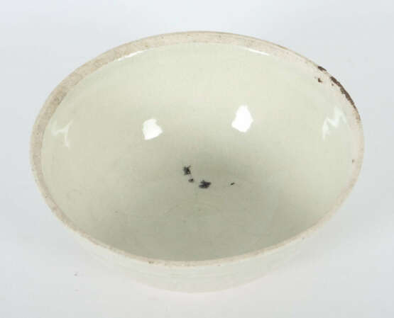 Blütenschale China, Song-Dynastie, 960 - 1279, Qingbei-Ware, weißer Sc… - photo 2