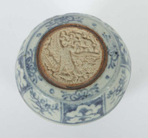 Deckeldose China, Song-Dynastie, 960 - 1279, Steingut, glasiert, Unter… - фото 2