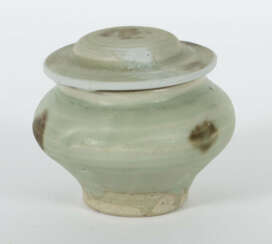 Deckelgefäß mit Rostflecken China, Song-Dynastie, 960 - 1279, Steingut…