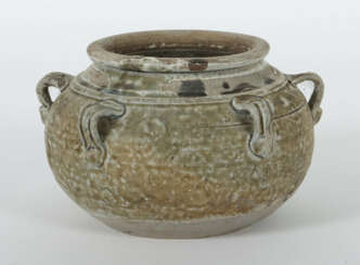 Henkeltopf China, Song-Dynastie, 960 - 1279, Steingut, zu 2/3 glasiert…