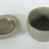 Deckeldose mit Lotusblüte China, Song-Dynastie, 690 - 1279, Keramik, s… - photo 2