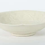 Blütenteller China, nördliche Song-Dynastie, 960 -1279, Feinsteinzeug,… - Foto 2