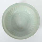 Longquan Seladon Chrysanthemen-Schale China, Song-Dynastie, 960 - 1279… - Foto 1