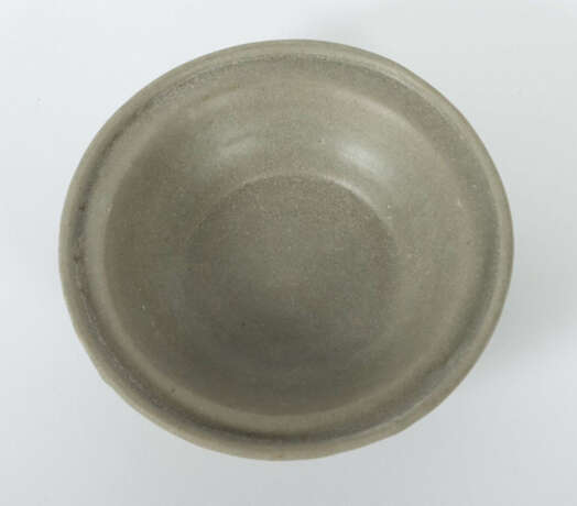 Kleine Schale China, Song-Dynastie, 960 - 1279, Lonquan-Keramik, selad… - Foto 1