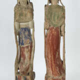 Paar große Guanyin-Figuren China, 19./20. Jh., Holz, geschnitzt, farbi… - Foto 3