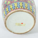 Famille Rose-Deckelvasenpaar China, 19. Jh., Porzellan, Aufglasurmaler… - photo 5