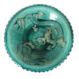 Zierschale mit Drache und Phönix China, 18./19. Jh., Keramik, beiger S… - Foto 1