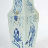 Vierkantvase China, 18. Jh., Weißporzellan mit Blaumalerei, Unterglasu… - фото 2