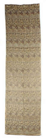 Seidenstoffbahn gemustert mit Himmelsdrachen China, Ende 19. Jh./um 19… - Foto 1 Seidenstoffbahn gemustert mit Himmelsdrachen China, Ende 19. Jh./um 19… - Foto 1