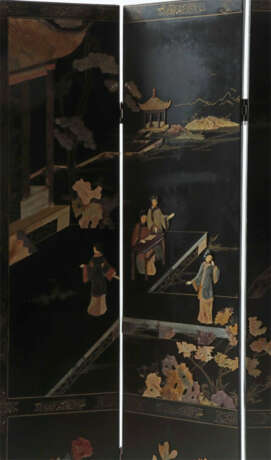 Paravent China, 20. Jh., schwarz lackierte Holzelemente mit Scharnierv… - фото 3 Paravent China, 20. Jh., schwarz lackierte Holzelemente mit Scharnierv… - фото 3