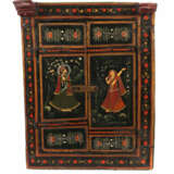 Bemalte Tür en miniature Indien, wohl 19. Jh., Holzrahmen mit 2 an Hak… - photo 1