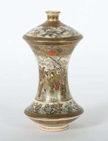 Feine Satsuma-Spindelvase Japan, Mitte 20. Jh., Matsuyama-Manufakturma… - фото 2