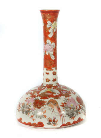 Kutani-Vase Japan, 19. Jh., Porzellan, rotes Unterglasurdekor mit Rosa… - photo 1