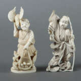 Zwei Okimono Japan, um 1900, Knochen, vollplastisch und detailreich ge… - photo 1