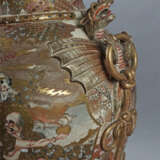 Monumentale Satsuma-Bodenvase Japan, um 1900, Keramik, beiger Scherben… - photo 2