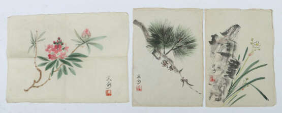 Künstler des 19./20. Jh. Japan, Tuschezeichnung, drei variierende, flo… - photo 1 Künstler des 19./20. Jh. Japan, Tuschezeichnung, drei variierende, flo… - photo 1
