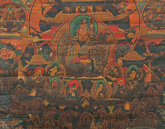Thangka mit der Darstellung von Padmasambhava Nepal, 18./19. Jh., Temp… - photo 3 Thangka mit der Darstellung von Padmasambhava Nepal, 18./19. Jh., Temp… - photo 3