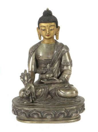 Medizinbuddha ''Bhaisajyaguru'' Nepal, Mitte 20. Jh., Metall, versilbe… - photo 1