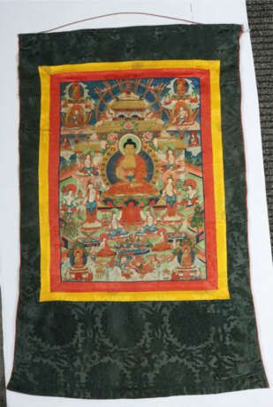 Thangka des Buddha Shakyamuni Nepal, 19./20. Jh, Gouache auf Leinen, i… - photo 6 Thangka des Buddha Shakyamuni Nepal, 19./20. Jh, Gouache auf Leinen, i… - photo 6