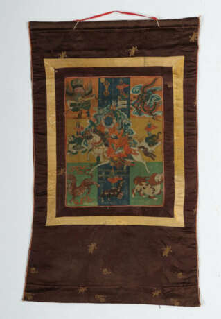 Thangka des Palden Lhamo Nepal/Tibet, 19. Jh., Gouache auf Leinen, im … - фото 5 Thangka des Palden Lhamo Nepal/Tibet, 19. Jh., Gouache auf Leinen, im … - фото 5