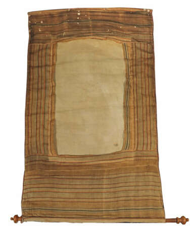 Thangka mit Lama Tsongkhapa Nepal/Tibet, 19. Jh., der zentrale Lama im… - photo 3 Thangka mit Lama Tsongkhapa Nepal/Tibet, 19. Jh., der zentrale Lama im… - photo 3