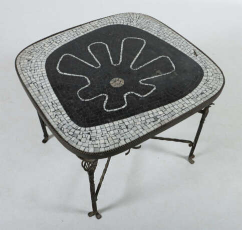 Zimmermann, W. deutscher Kunsthandwerker, Mitte 20. Jh., kunstschmiede… - photo 2 Zimmermann, W. deutscher Kunsthandwerker, Mitte 20. Jh., kunstschmiede… - photo 2