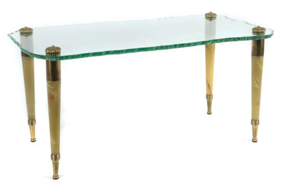 Couchtisch Italien, 1950er Jahre, konische Rundbeine aus Kunststoff in… - фото 1 Couchtisch Italien, 1950er Jahre, konische Rundbeine aus Kunststoff in… - фото 1