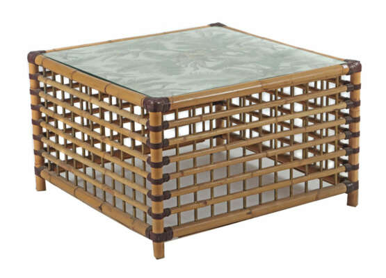 Smania, Alberto Italienischer Designer, Couchtisch Modell ''Marango Ta… - фото 1 Smania, Alberto Italienischer Designer, Couchtisch Modell ''Marango Ta… - фото 1