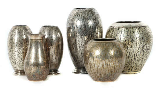 6 Ikora Vasen WMF, Geislingen, um 1938, Entwurf: Karl Kohnle, Messing,… - photo 1 6 Ikora Vasen WMF, Geislingen, um 1938, Entwurf: Karl Kohnle, Messing,… - photo 1