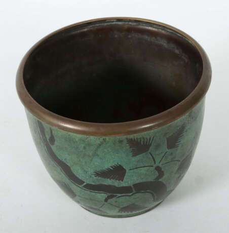 Übertopf in der Art der WMF-Ikora Metall: 1930er Jahre, runder Stand, … - photo 3 Übertopf in der Art der WMF-Ikora Metall: 1930er Jahre, runder Stand, … - photo 3