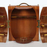 Wandschrank-Bar als Whisky-Fass um 1970, kastenförmiger Holzkorpus mit… - photo 3