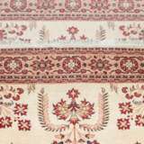 Orientteppich. PERSIEN/ARAK, 20. Jahrhundert, ca. 300x200 cm - Foto 3