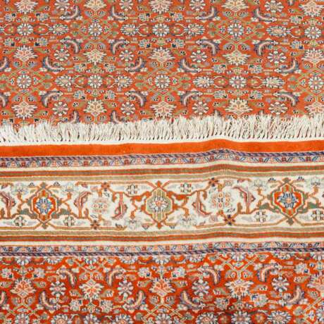 Orientteppich. 20. Jahrhundert, 300x254 cm. - фото 3