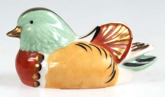 Figur "Mandarinente", Goebel W.Germany, polychrom bemalt mit Golddekor, L. 7,5 cm - Foto 1