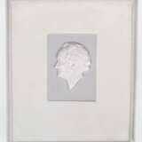 Fürstenberg-Plakette "Goethe", rechteckig, Biskuitporzellan, Ecke best., 10,7x9,2 cm - photo 1