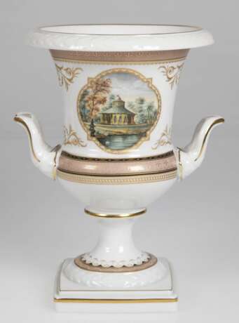 Kratervase mit 2 seitl. Henkeln, Kaiser-Porzellan, Belvedere, Design: K. Nosses. H. 25 cm - фото 1