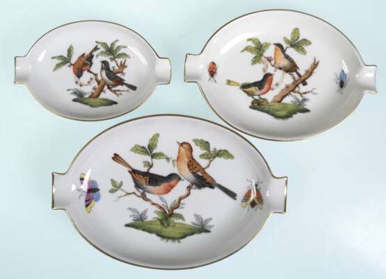 3 diverse Herend-Aschenbecher, Rothschild mit Goldrand, L. 9 cm, 11,5 cm und 13,5 cm - фото 1