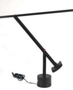 Overview. Schreibtischlampe &quot;Artemide Tizio&quot;, schwarz, Design Richard Sapper, 1970er Jahre, vollständig, H. 30 cm - 116 cm