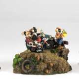 Konvolut von 3 Spieluhren, dabei Pferdekarussell (1 Fuß fehlt), Aufzug und Melodie funktioniert, Engelspieluhr, Holz, Erzgebirge, Aufzug def. und Spieluhr San Francisco Musik Box, Kuhfiguren die Motorrad und Auto fahren,… - Foto 1