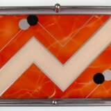 Bauhaus-Tablett, orange/silberfarbener ornamentaler Dekor, verglaster Boden, Metallmontur, 28,5x18 cm - photo 1