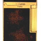 S.T. Dupont-Feuerzeug, Paris, vergoldet und Chinalack mit Goldstaub, 6x3,5x1 cm - фото 1