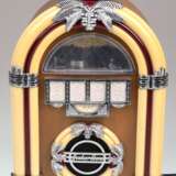 Radio "Juke-Box", um 1975, funktionstüchtig, Gebrauchspuren, H. 29 cm - photo 1