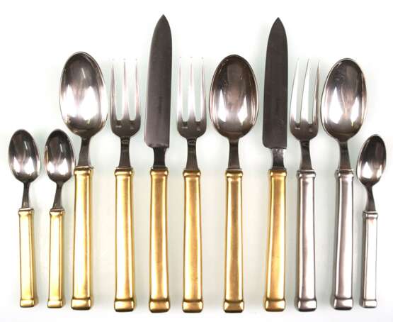 11 Besteckteile, J.L Couquet, dabei 3 Eßlöffel, 3 Teelöffel, 3 Gabeln und 2 Messer, Griffe teilweise goldfarbend - фото 1