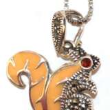 Kette mit Anhänger "Eichhörnchen“, 925er Silber, emailliert, Markasit und Granat, Kettenlänge ca. 45 cm - фото 1